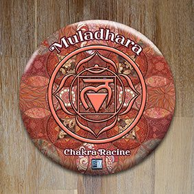 Badge "Les 7 chakras" - Chakra n°1 - Collection "Cabinet de curiosités"